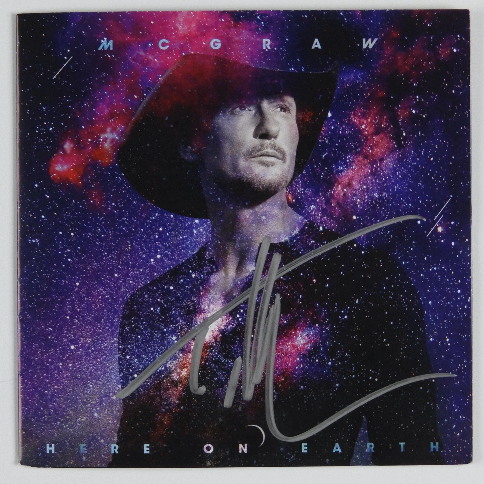 TIM MCGRAW JSA SIGNED AUTOGRAPH CD BOOKLET HERE ON EARTH COLLECTIBLE MEMORABILIA