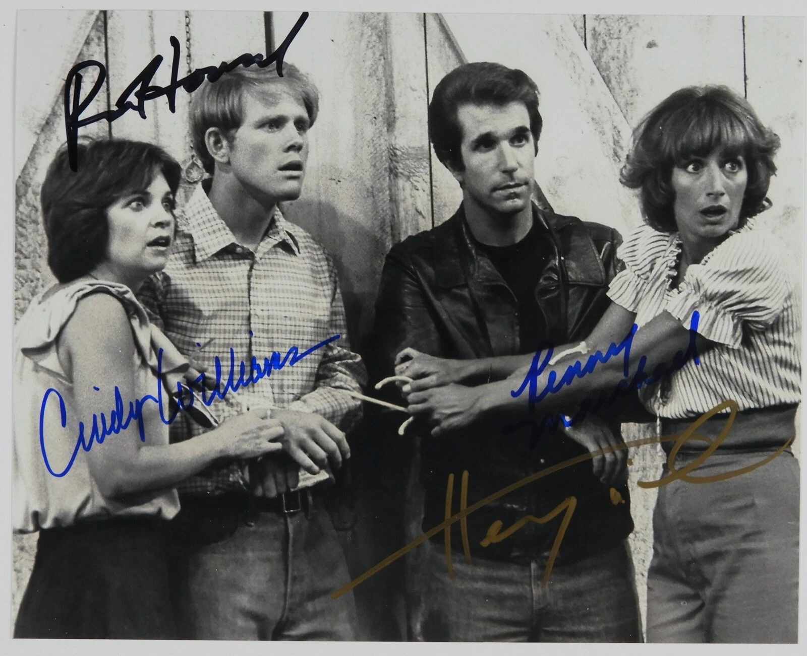 Laverne And Shirley Happy Days Cast JSA Autograph Signed Photo 8 x 10
