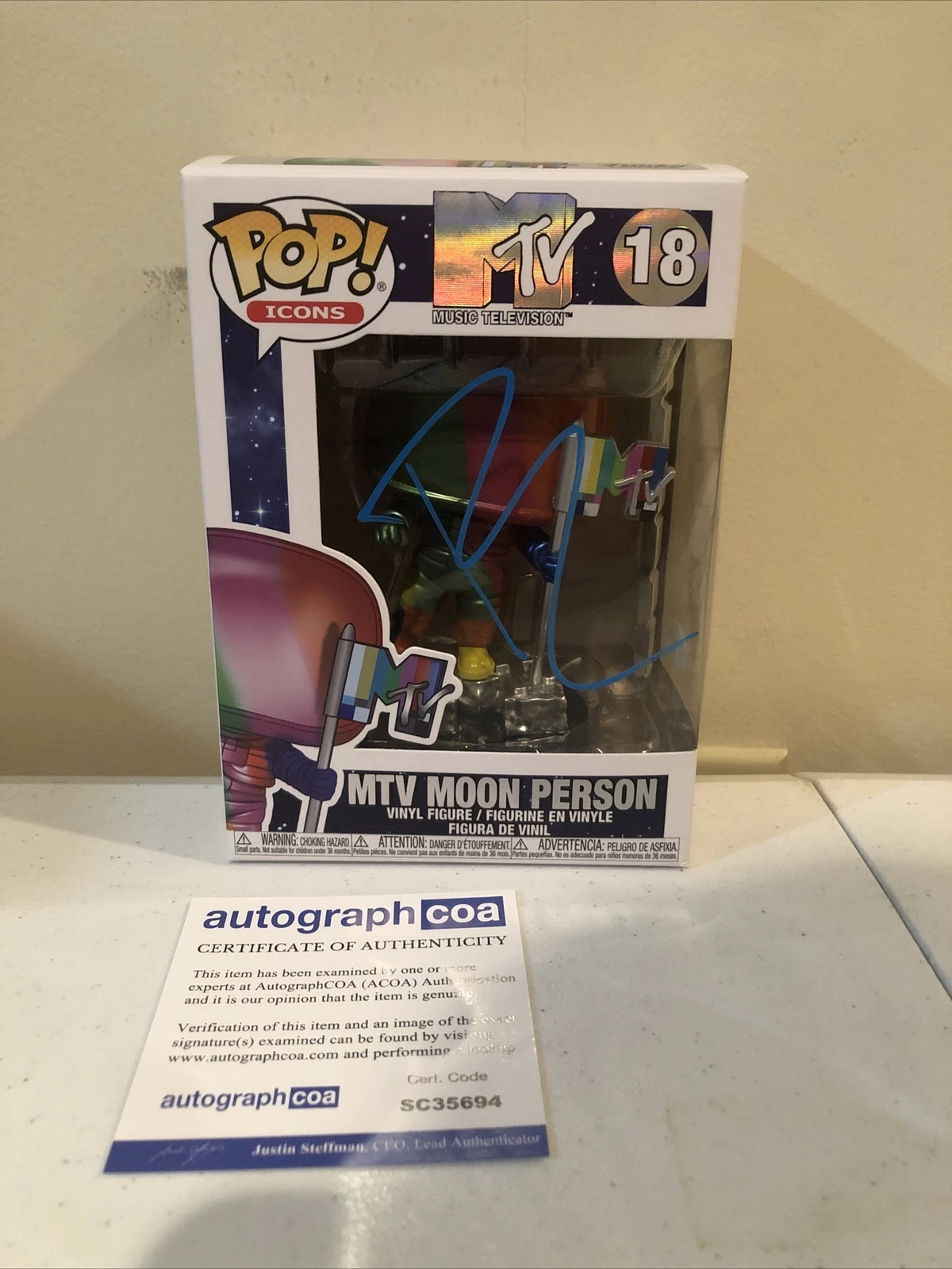PAULY SHORE SIGNED AUTOGRAPH MTV MOON PERSON FUNKO POP ACOA COMEDIAN
