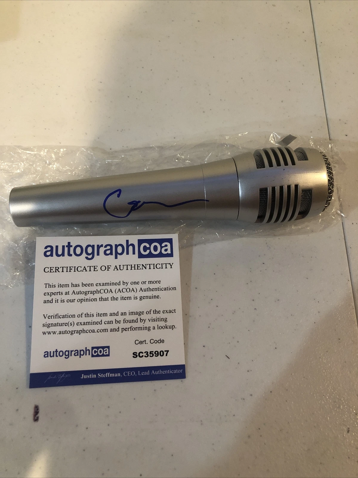 CASE SIGNED AUTOGRAPH MICROPHONE ACOA R&B SINGER TOUCH ME TEASE ME
