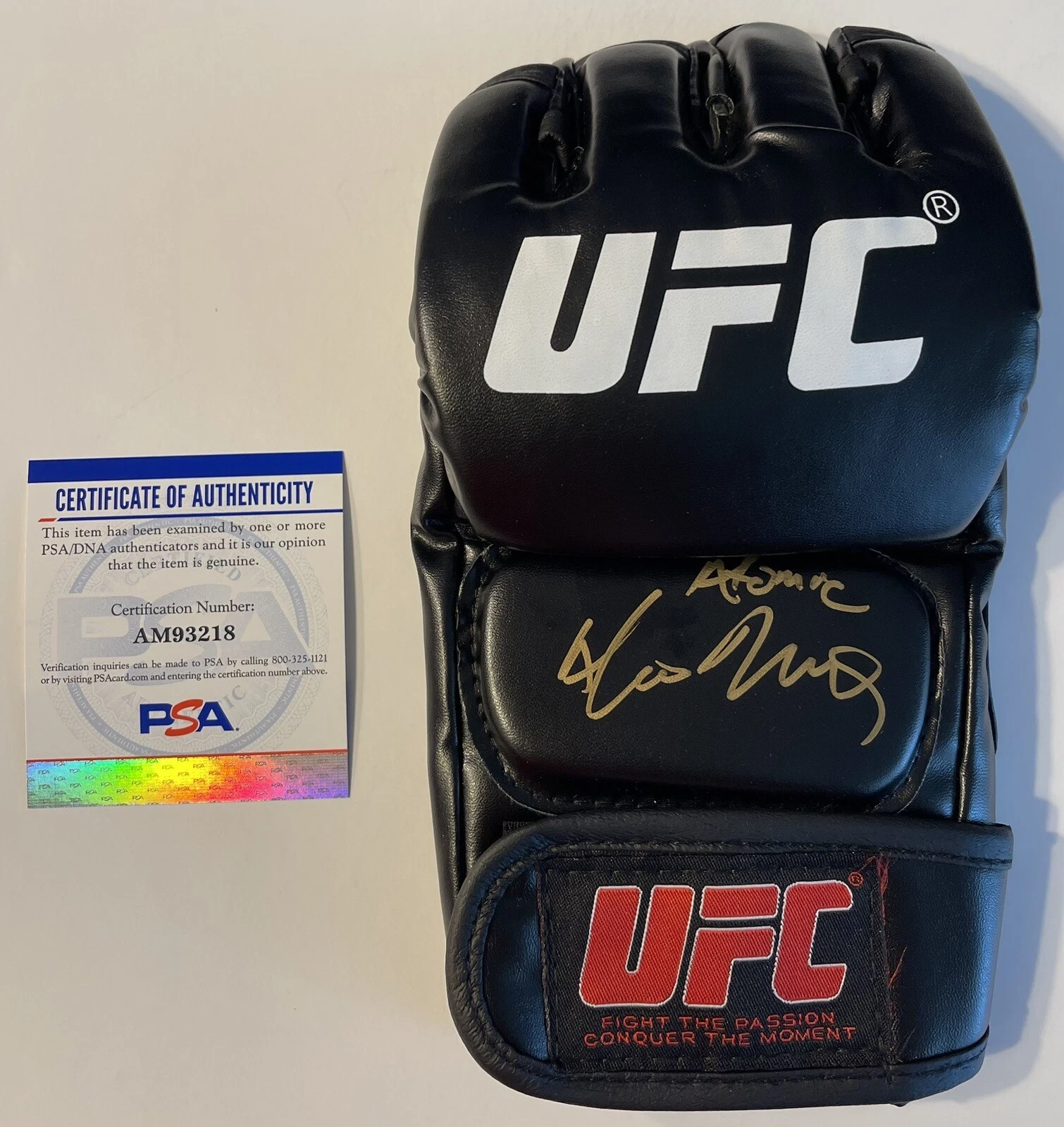 Alonzo Atomic Menifield Signed Autographed UFC Fighter Glove PSA/DNA COA
