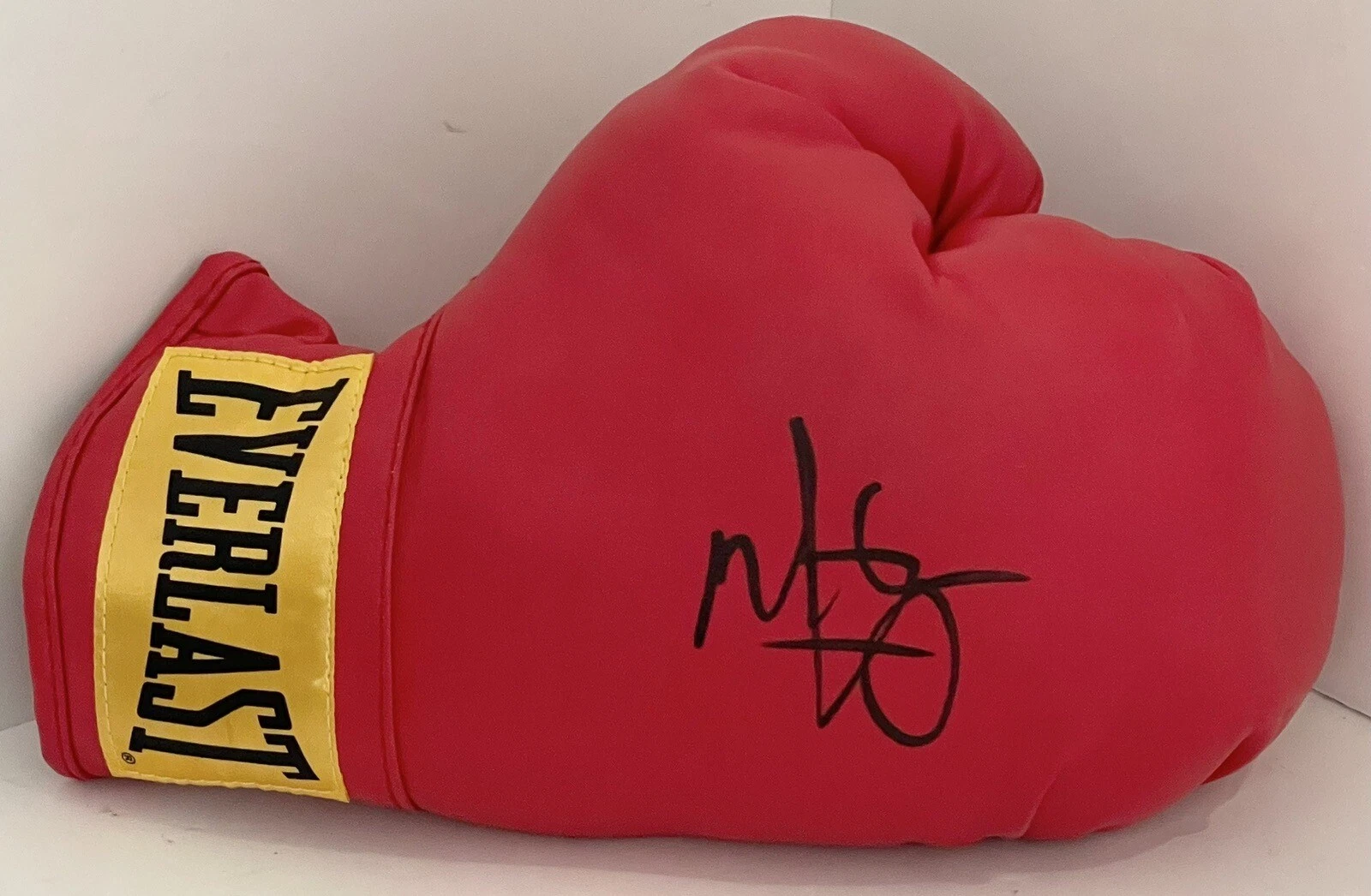 Mark Wahlberg Signed Autographed Boxing Glove PSA/DNA The Fighter
