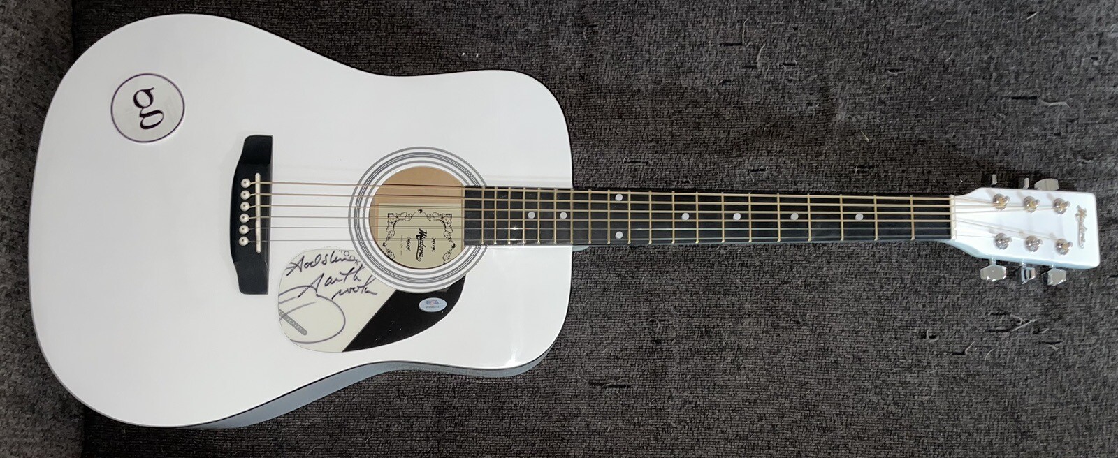 PSA/DNA Legacy Garth Brooks Autographed Full Size White Acoustic Guitar
