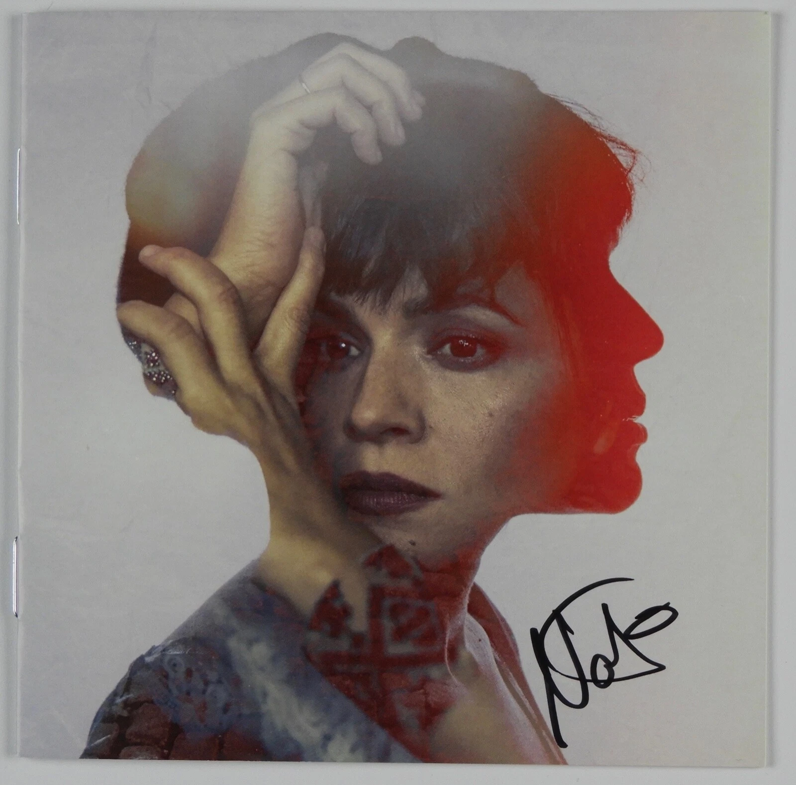 Norah Jones JSA Signed Autograph CD Booklet Begin Again
