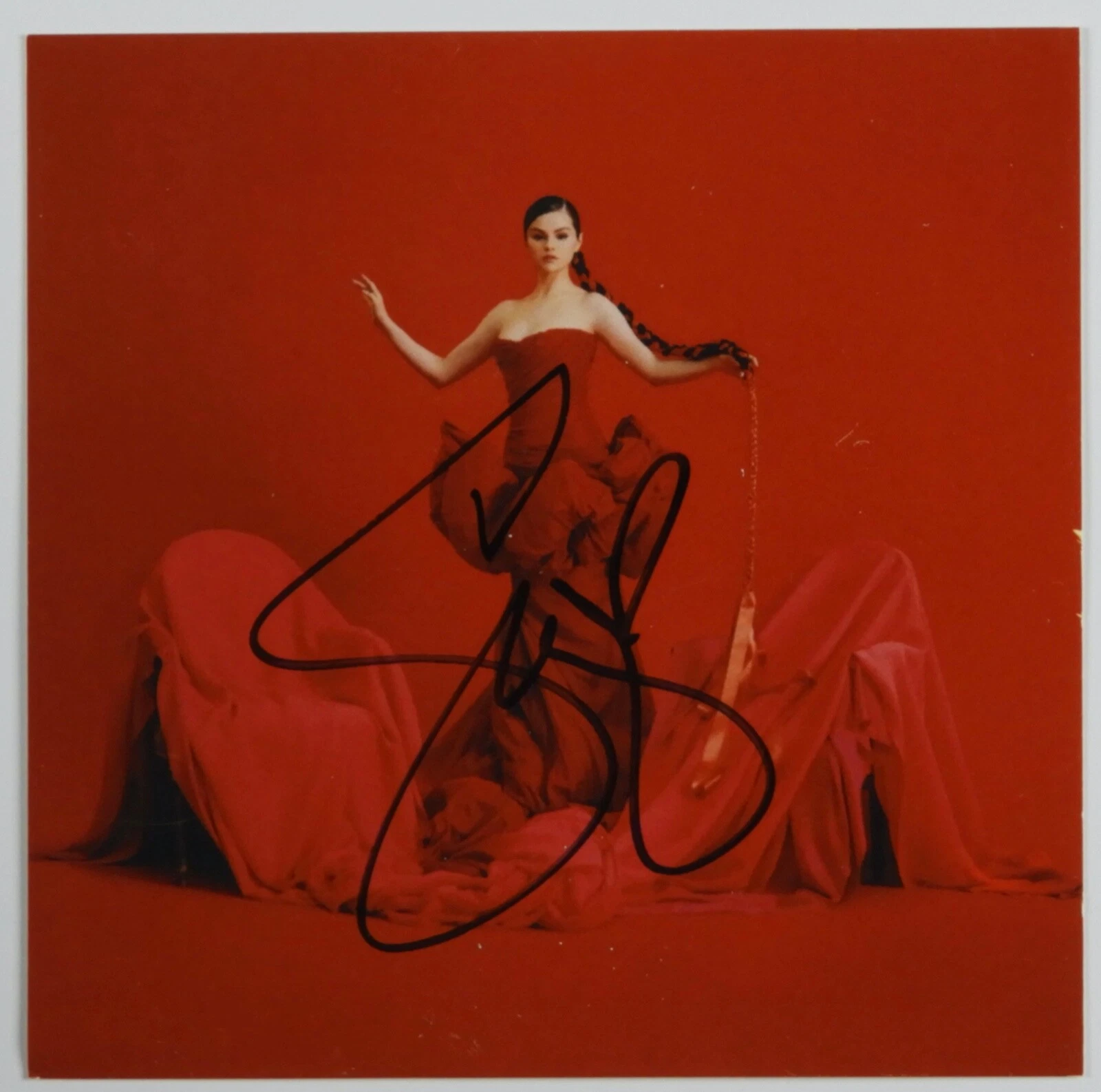Selena Gomez JSA Signed Autograph CD REVELACION
