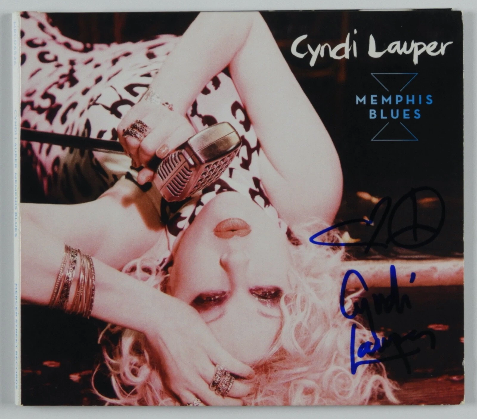 Cyndi Lauper JSA Signed Autograph CD Memphis Blues
