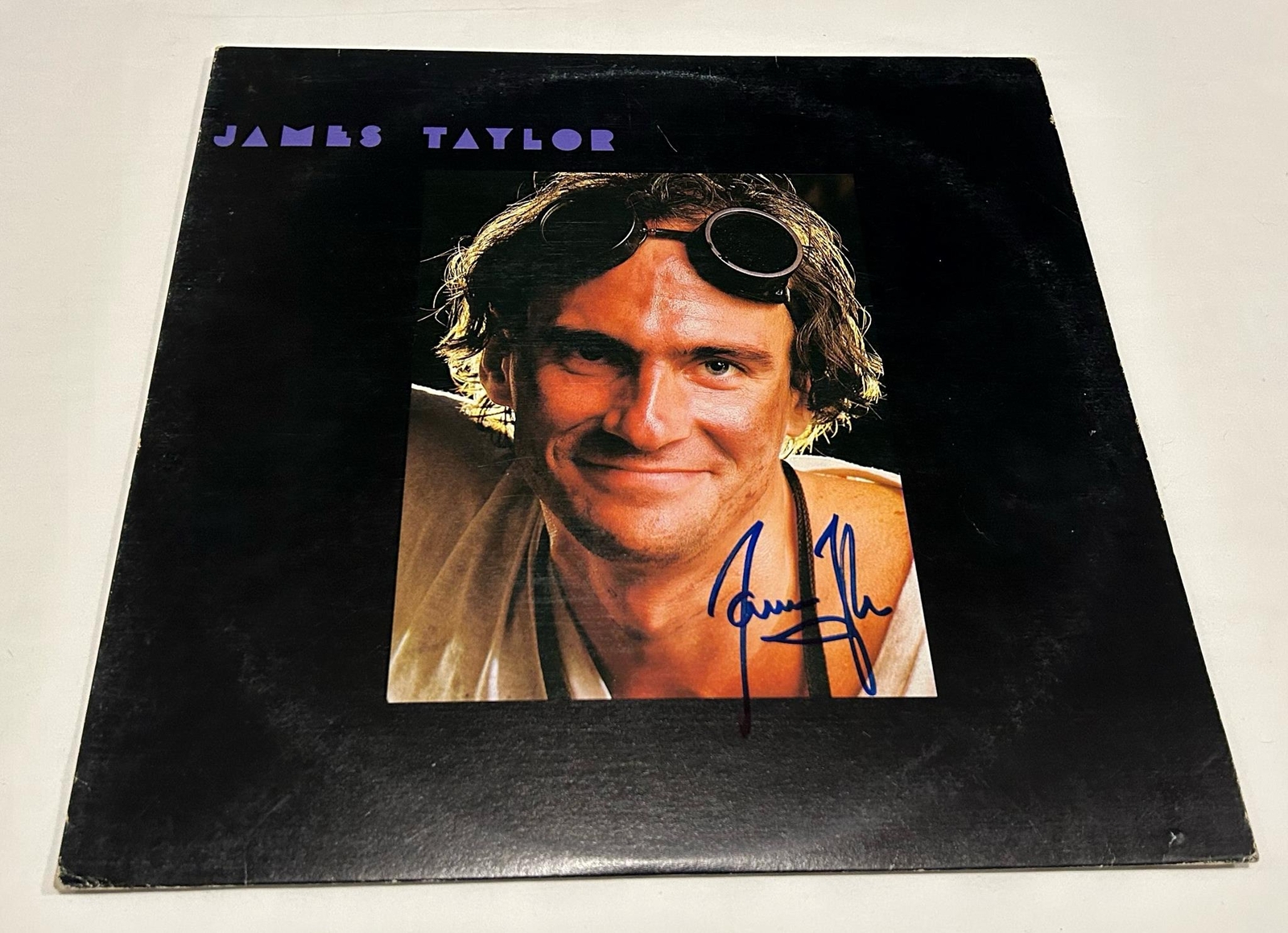 JAMES TAYLOR SIGNED DAD LOVES HIS WORK VINYL RECORD JSA

