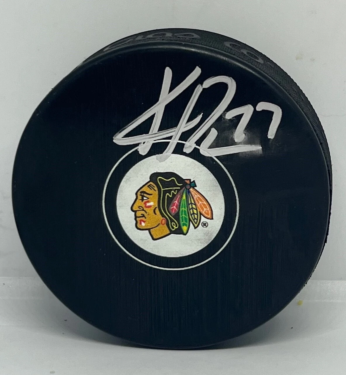Kirby Dach signed Chicago Blackhawks Logo Puck autographed Hawks
