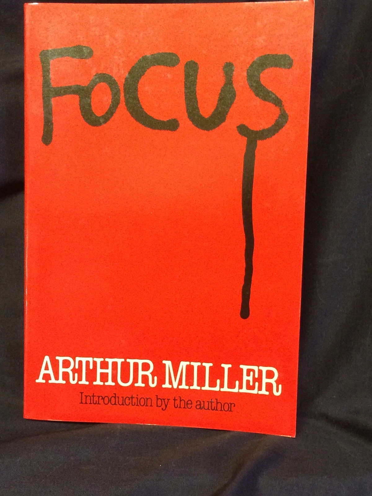 ARTHUR MILLER AUTHOR PLAYWRIGHT FOCUS SIGNED AUTOGRAPH 1ST EDITION BOOK COLLECTIBLE MEMORABILIA