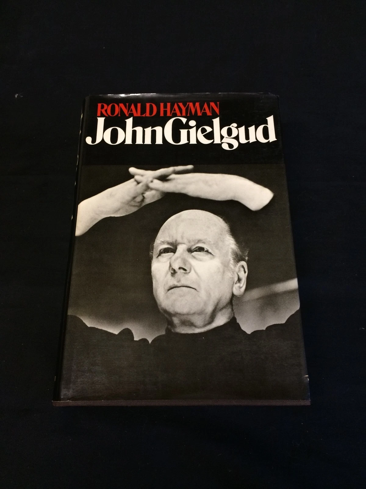 John Gielgud Elephant Man Gandhi Oscar Winner Signed Autograph 1st Edition Book
