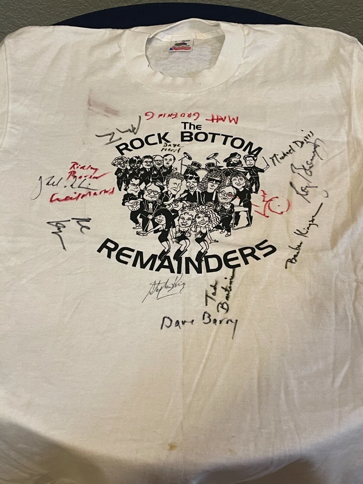 Stephen King Matt Groening + 12 Rock Bottom Remainders Signed Shirt BAS Beckett
