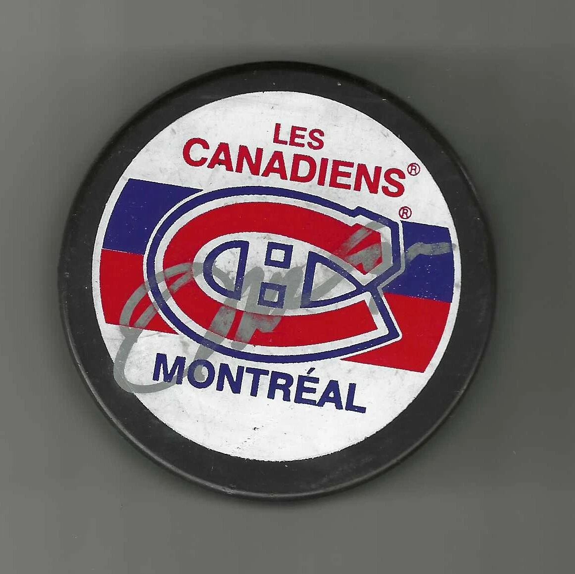 Dominic Moore Signed Montreal Canadiens Sovenir Puck
