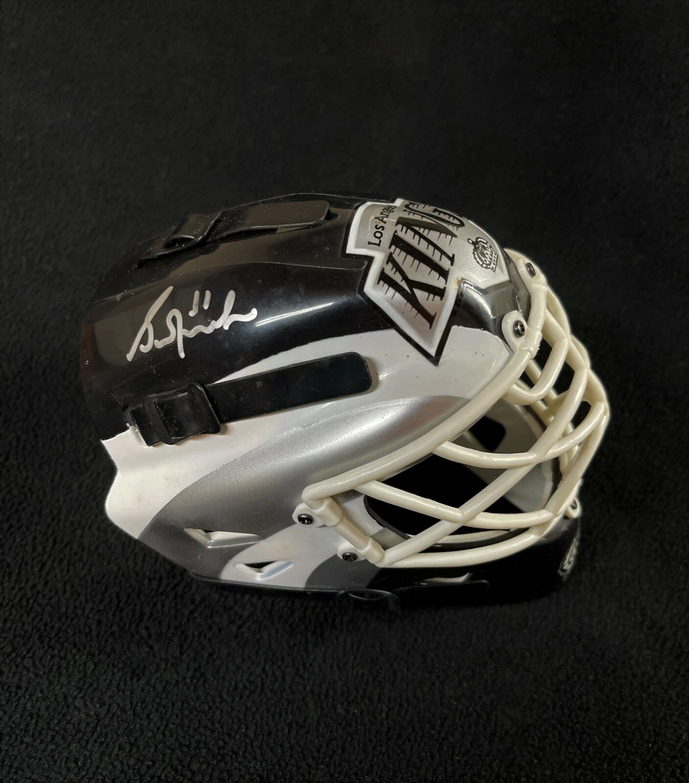 Grant Fuhr Signed Los Angeles Kings Riddell Mini Goalie Mask
