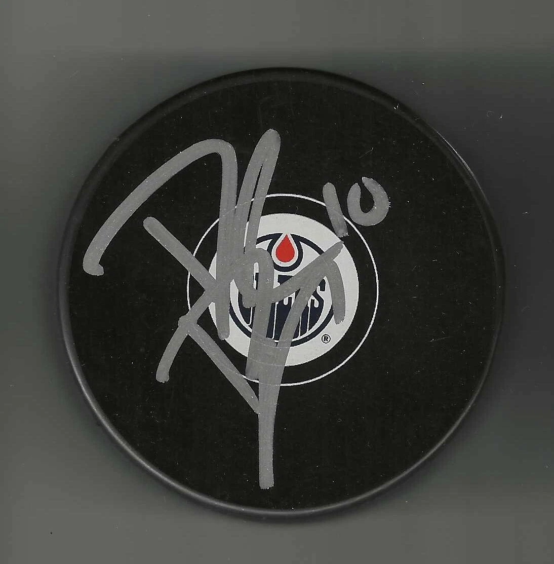 Derek Ryan Signed Edmonton Oilers Puck
