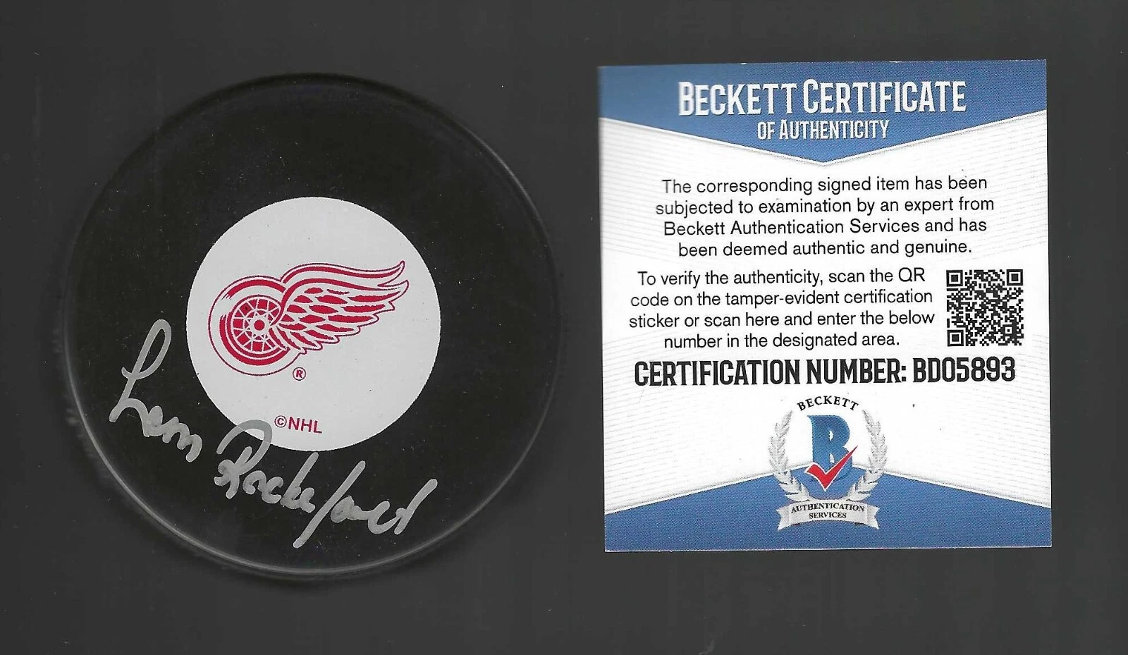 Leon Rochefort Signed Detroit Red Wings Puck Beckett COA

