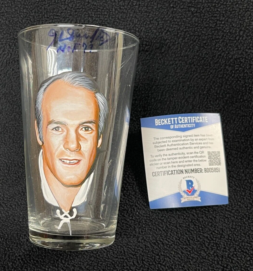 Henri Richard Signed Painted Montreal Canadiens Pint Glass Beckett COA
