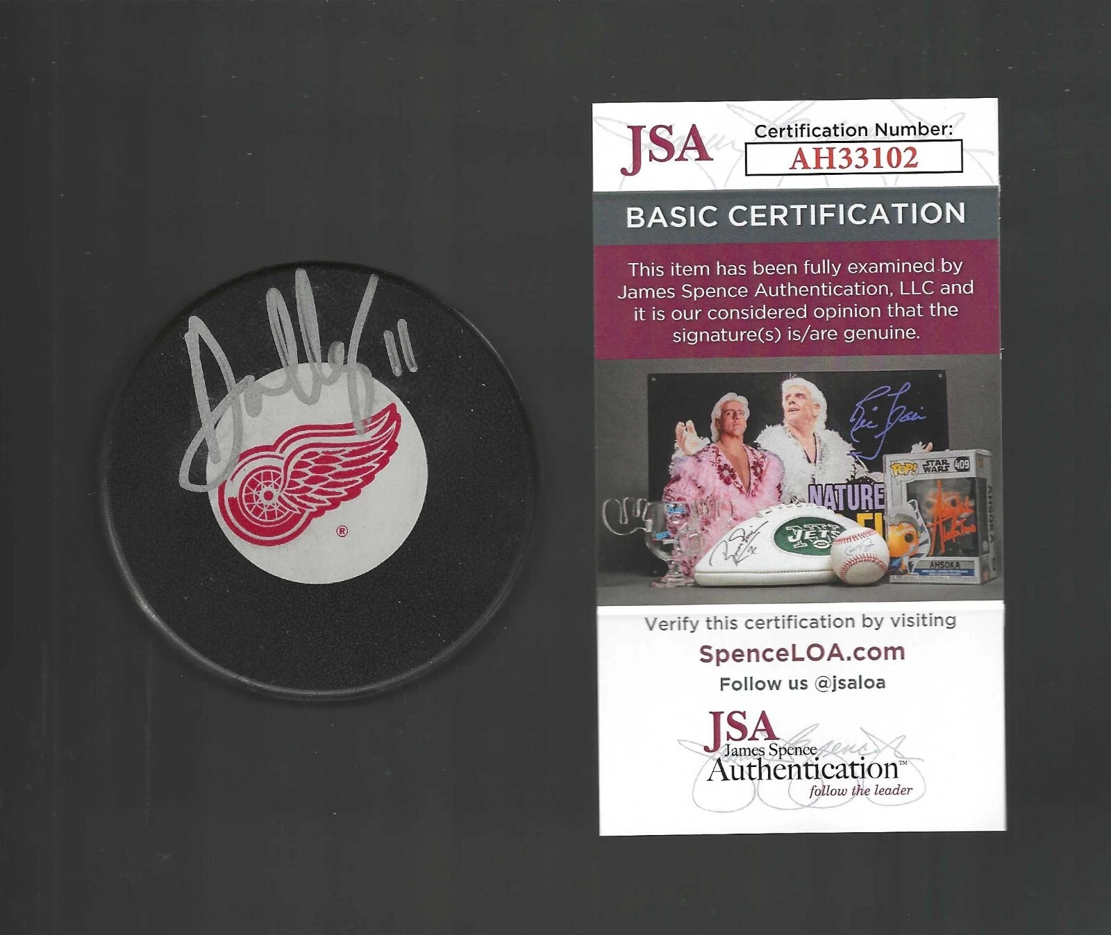 Dan Cleary Signed Detroit Red Wings Puck JSA COA
