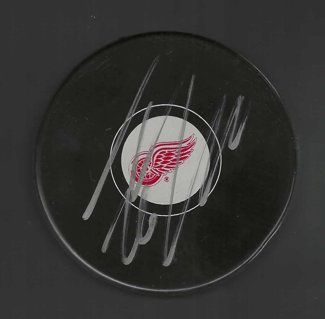 Thomas Vanek Signed Detroit Red Wings Puck

