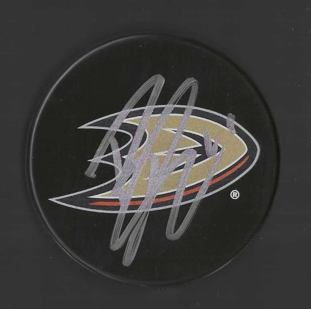 Ryan Kesler Signed Anaheim Ducks Souvenir Puck
