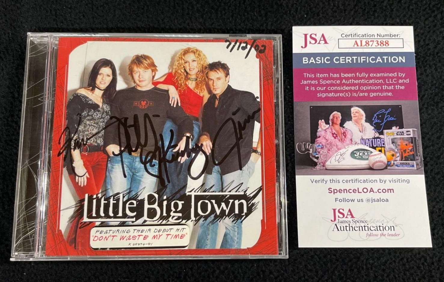 Little Big Town Signed Self Titled CD Booklet With Disc JSA COA
