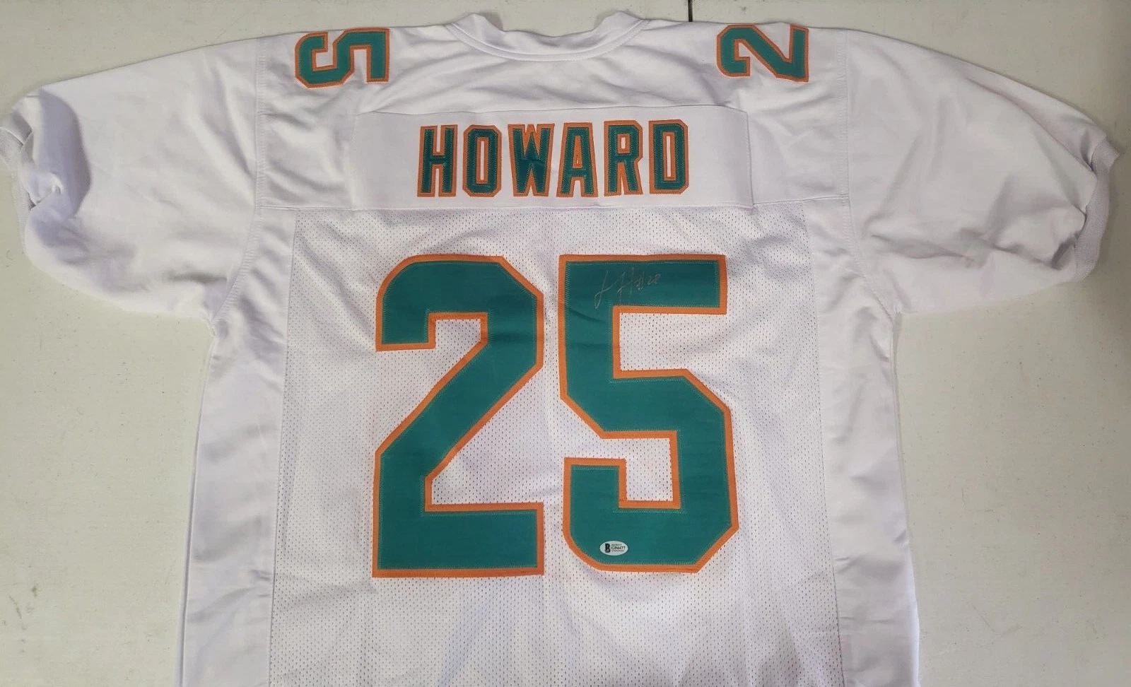 XAVIEN HOWARD #25 MIAMI SIGNED AUTOGRAPH CUSTOM WHITE JERSEY BECKETT G94477 COLLECTIBLE MEMORABILIA