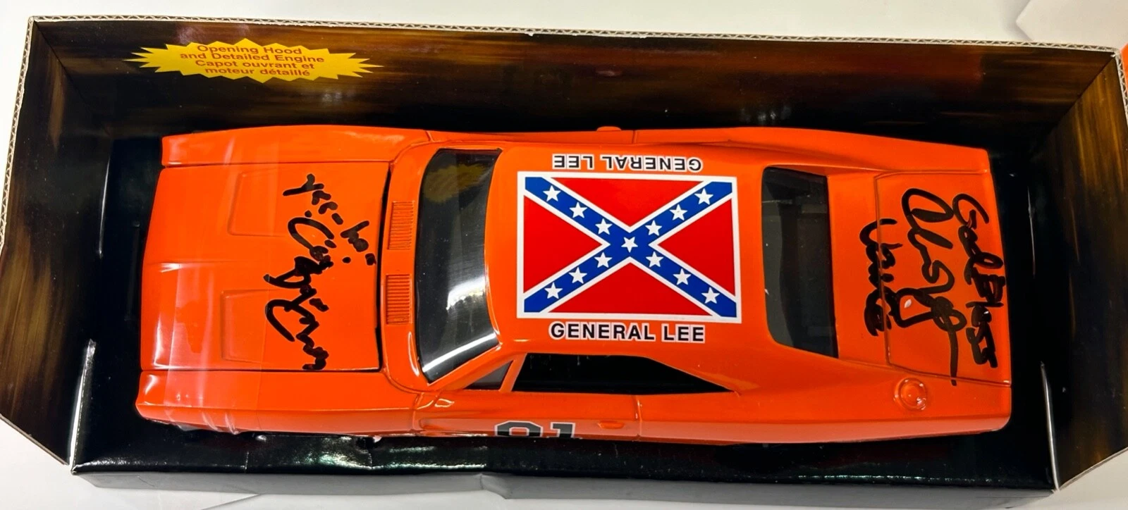 CHRISTOPHER MAYER & BYRON CHERRY Signed RARE ERTL General Lee Dukes Die Cast JSA
