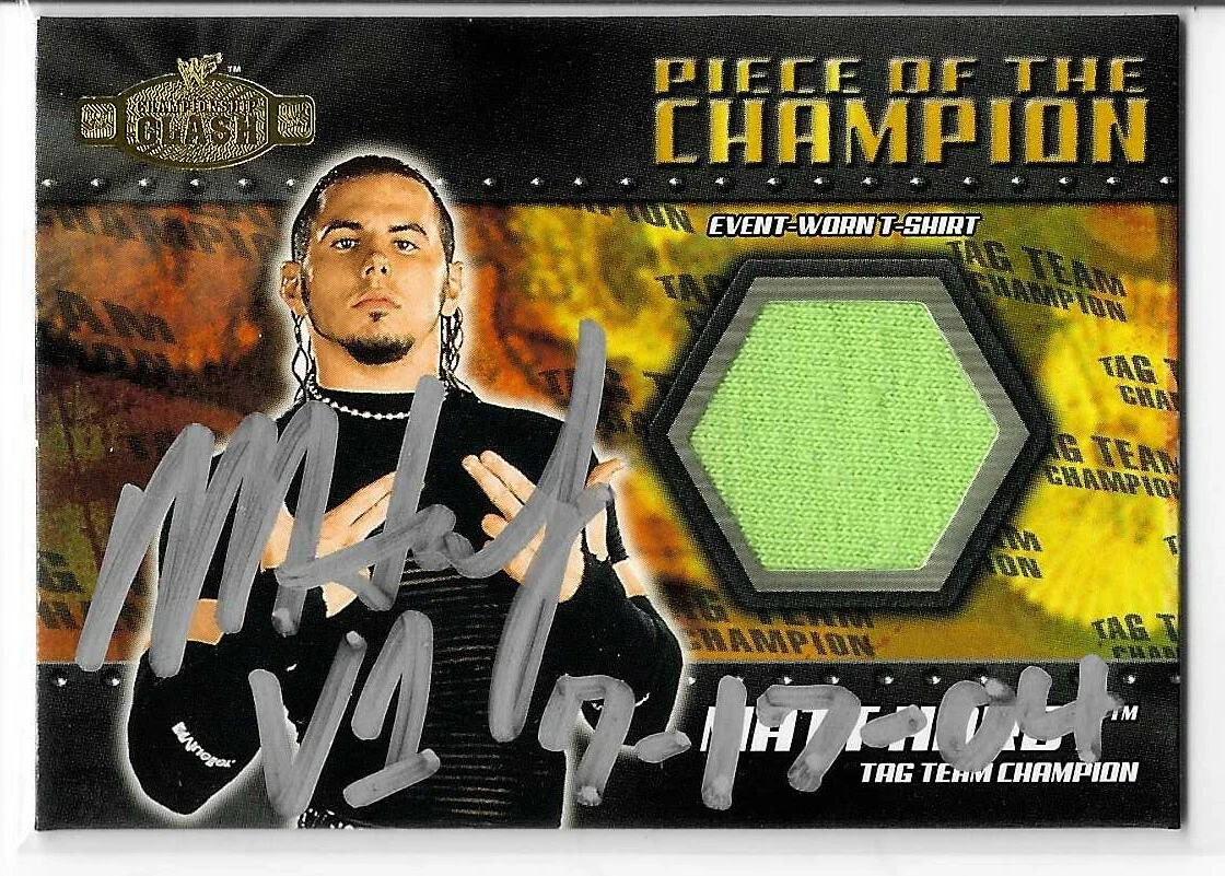 Matt Hardy Signed 2001 Fleer WWE Event-Worn T-Shirt Card PC-MH WWF
