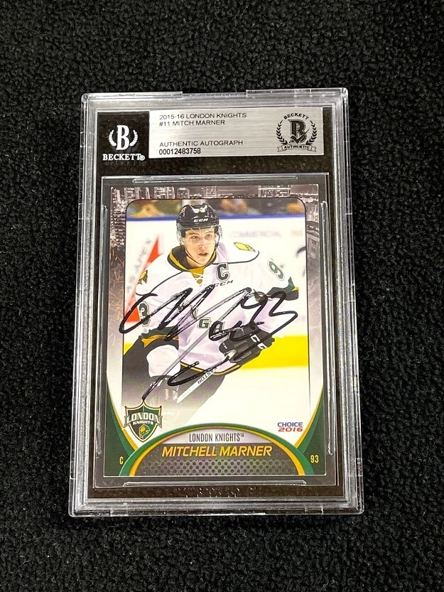 Mitch Marner Signed 2015/16 London Knights Team Card #11 Beckett Authenticated
