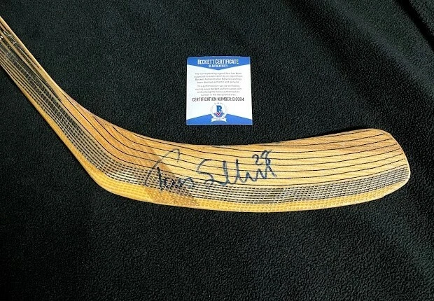 Tomas Sandstrom Signed Detroit Red Wings Game Issued Model Stick Beckett COA
