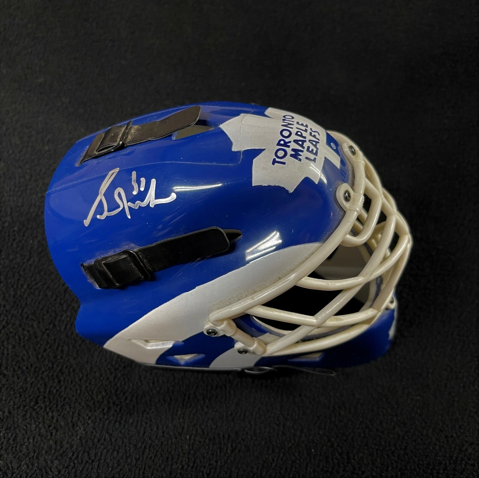 Grant Fuhr Signed Toronto Maple Leafs Riddell Mini Goalie Mask
