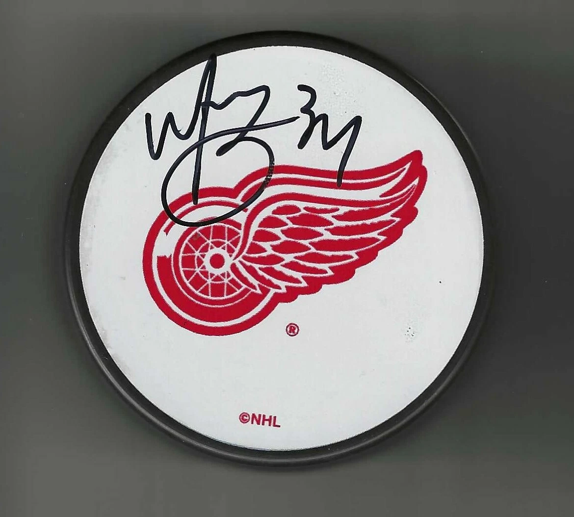 Manny Legace Signed Detroit Red Wings White Logo Puck
