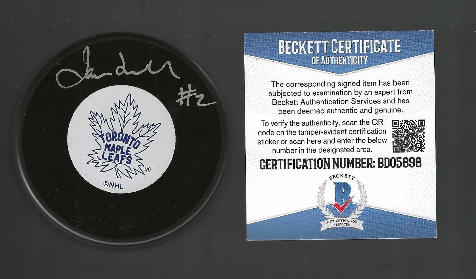 Ian Turbull Signed Toronto Maple Leafs Puck Beckett COA
