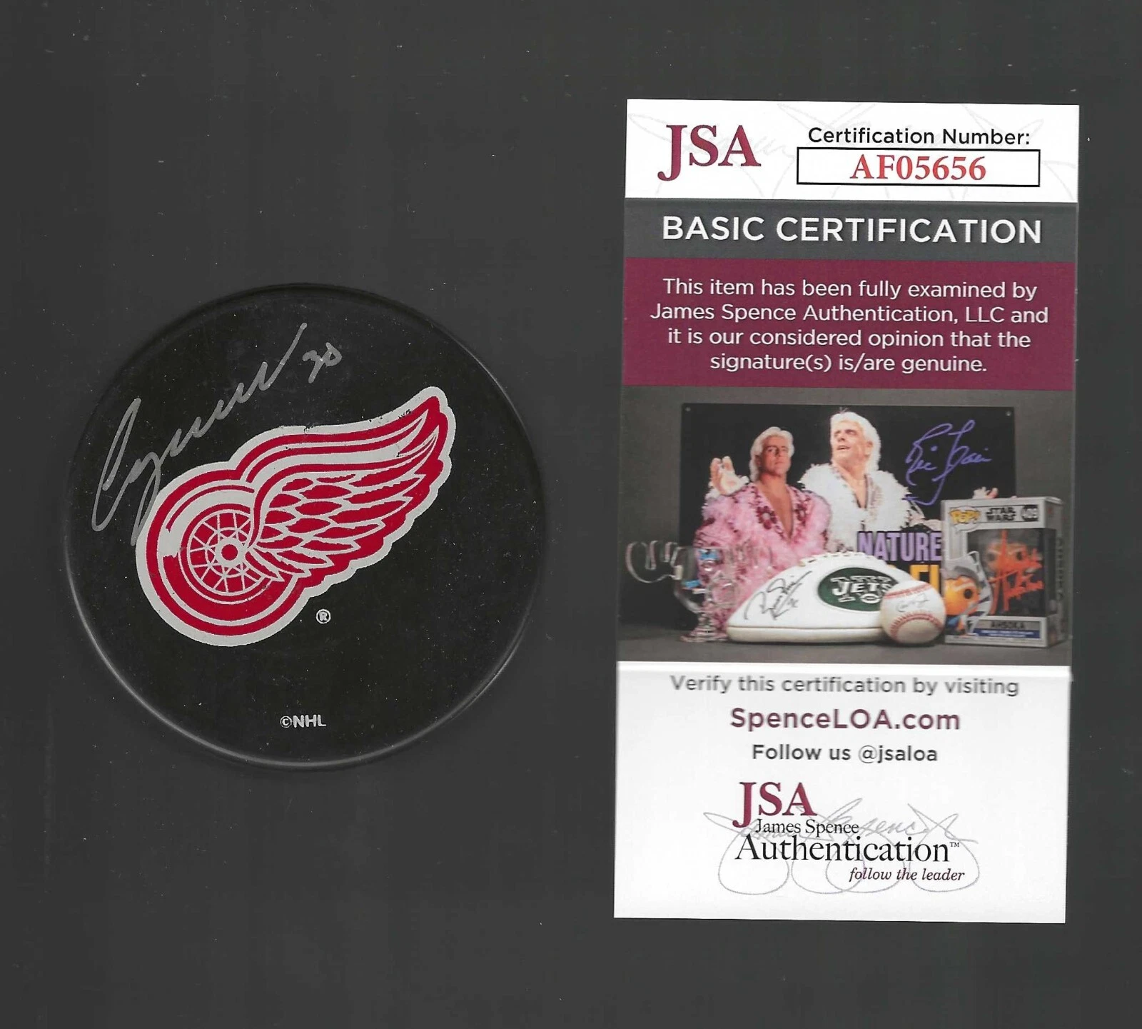 Chris Osgood Signed Detroit Red Wings Souvenir Puck JSA COA AF05656
