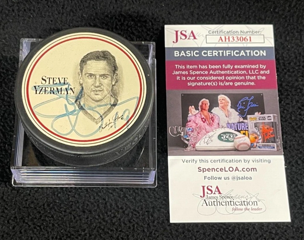 Steve Yzerman Signed Detroit Red Wings Burger King Puck JSA COA AH33061
