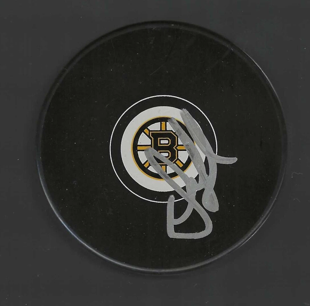 Jay Leach Signed Boston Bruins Puck
