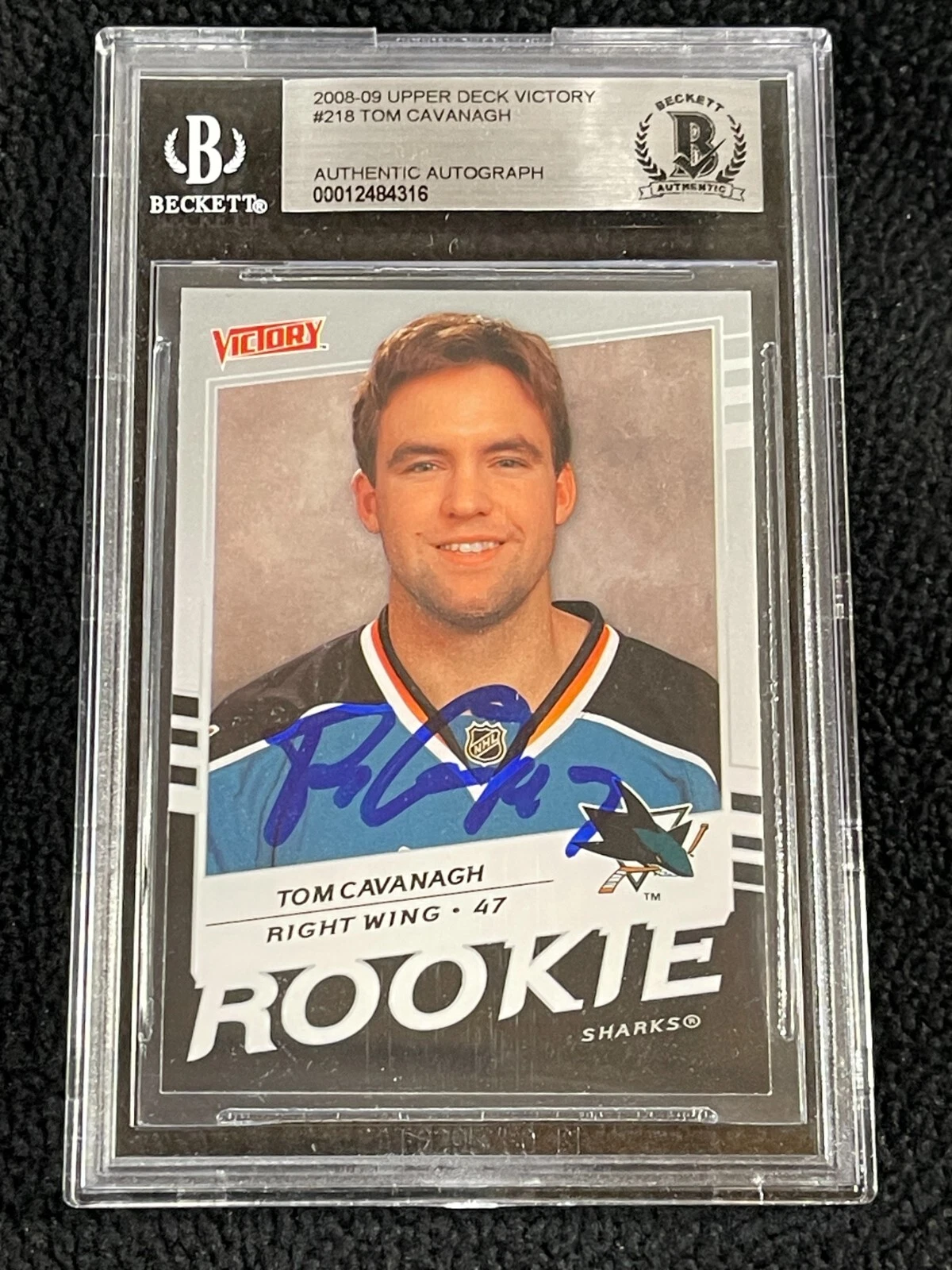 Tom Cavanagh Signed 2008/09 Victory Rookie Card #218 BAS Certified Sharks

