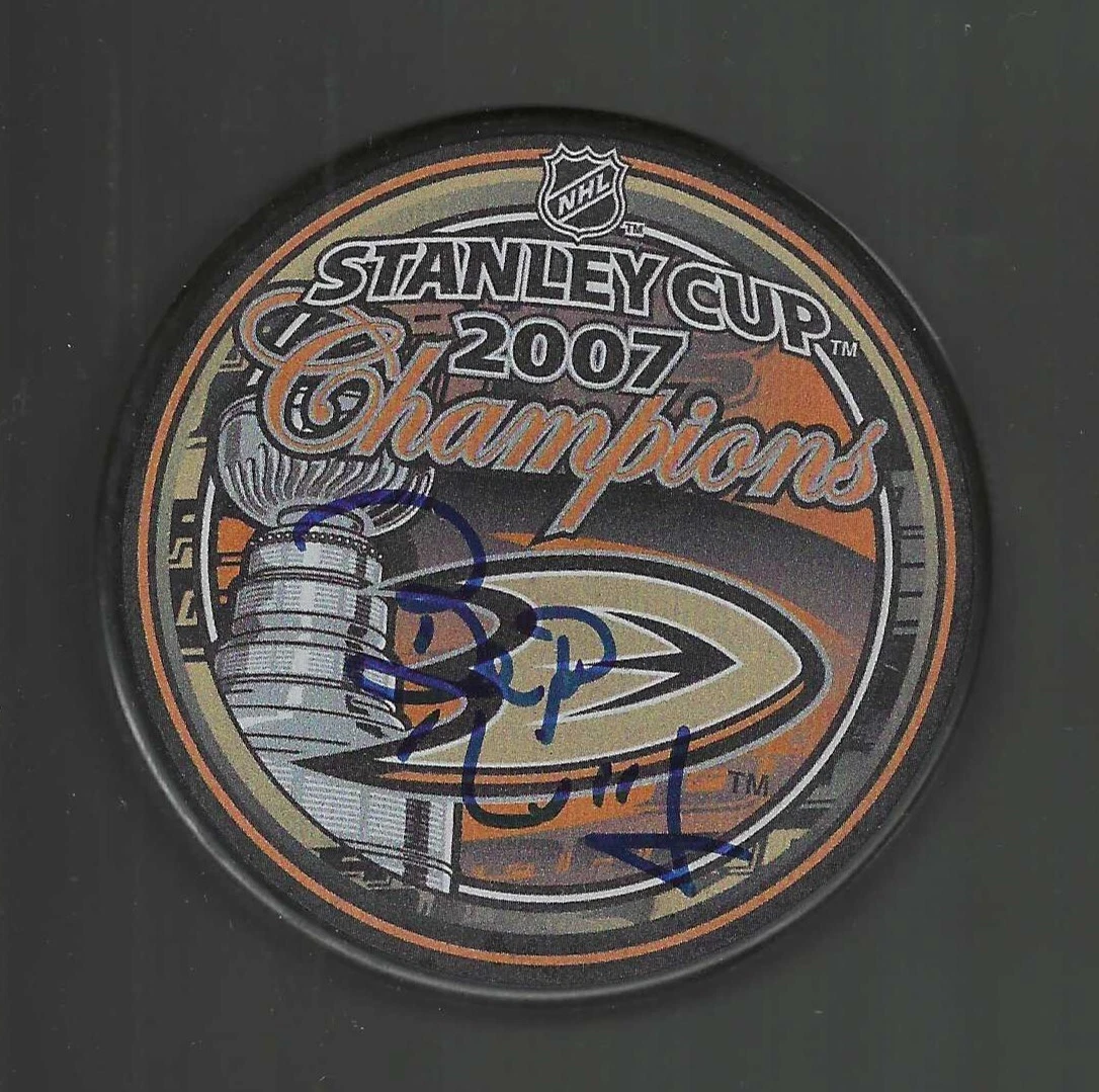 Bob Murray Signed Anaheim Ducks 2007 Stanley Cup Champions Puck
