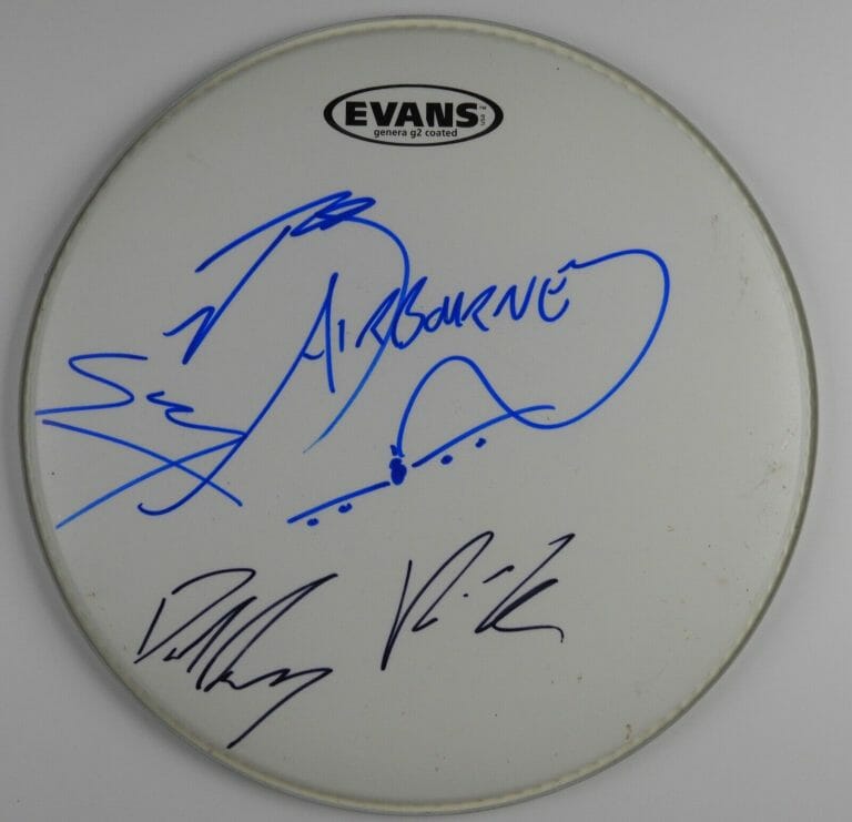 AIRBOURNE AUTOGRAPH SIGNED DRUM HEAD REAL COA 13″ FULLY SIGNED
 COLLECTIBLE MEMORABILIA