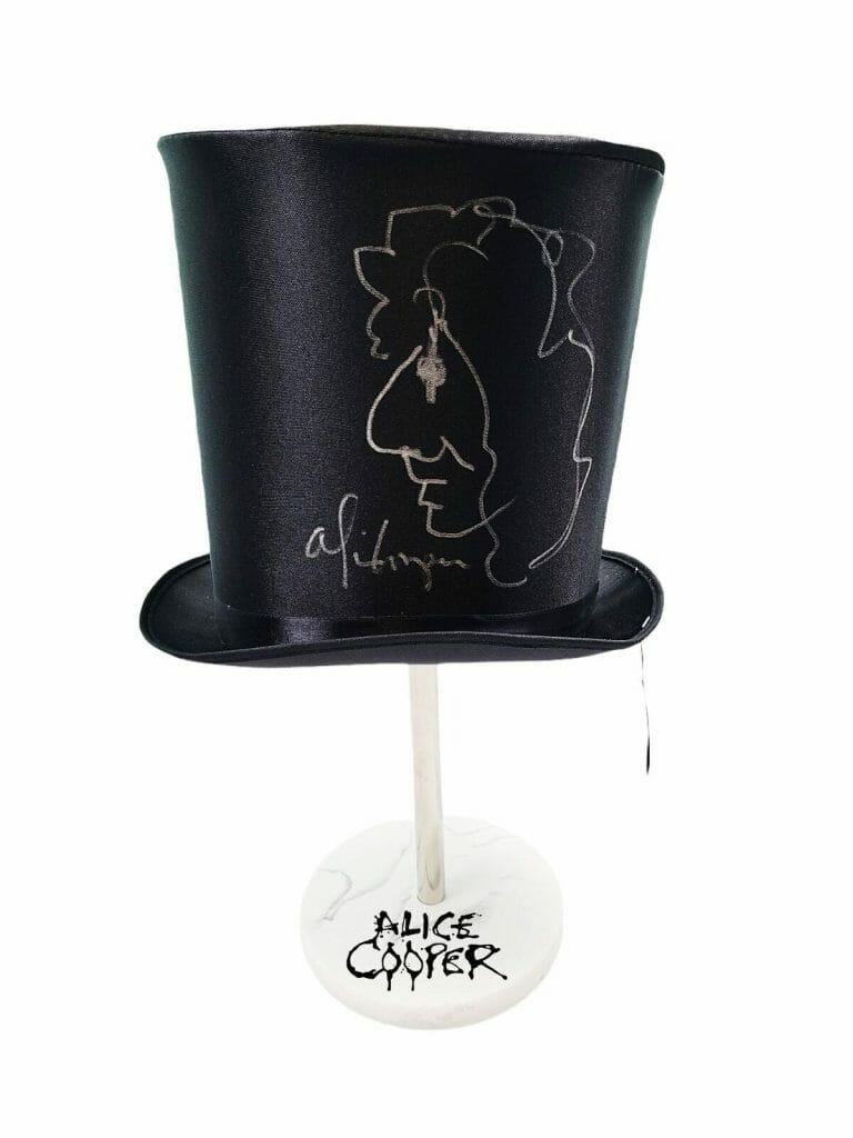 ALICE COOPER SIGNED TOPHAT FULL SKETCH & DISPLAY STAND EXACT VIDEO PROOF
COLLECTIBLE MEMORABILIA