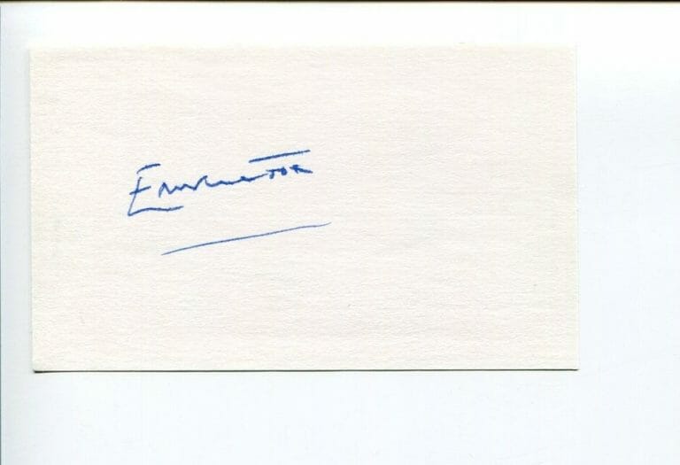 EDWARD FOX GANDHI JAMES BOND THE DAY OF THE JACKAL RARE SIGNED AUTOGRAPH
 COLLECTIBLE MEMORABILIA