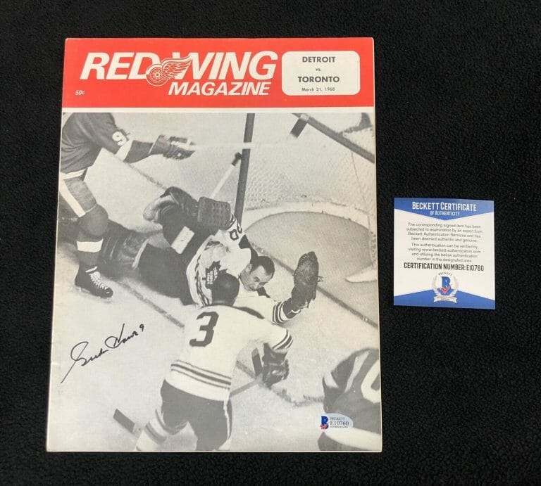 GORDIE HOWE SIGNED 1968 DETROIT RED WINGS GAME PROGRAM BECKETT COA
 COLLECTIBLE MEMORABILIA