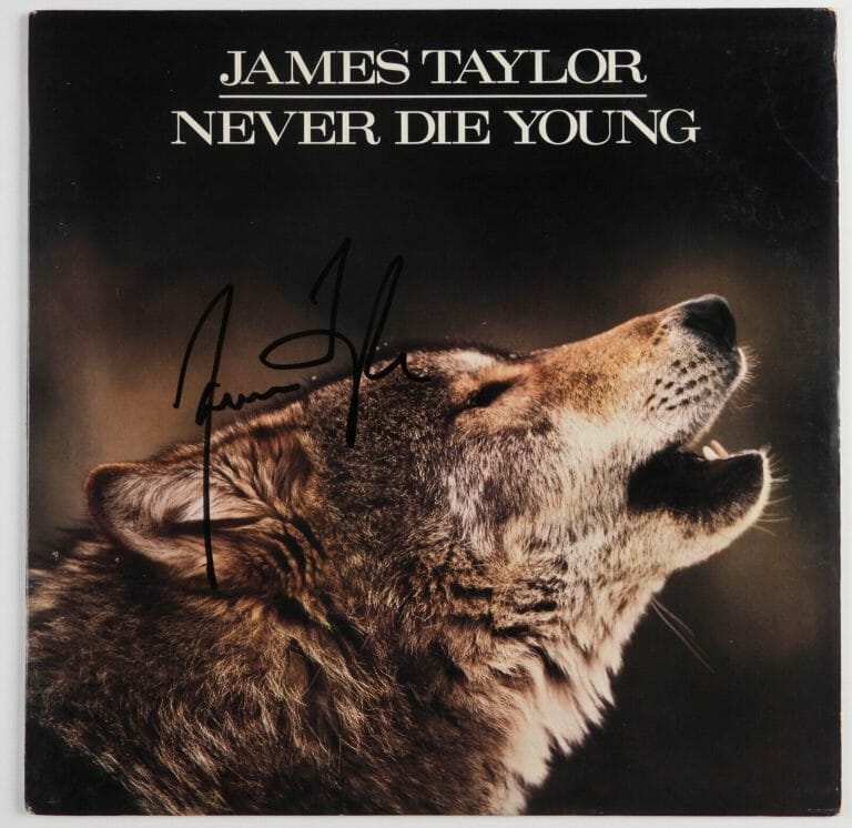 JAMES TAYLOR JSA SIGNED AUTOGRAPH RECORD ALBUM VINYL NEVER DIE YOUNG
COLLECTIBLE MEMORABILIA