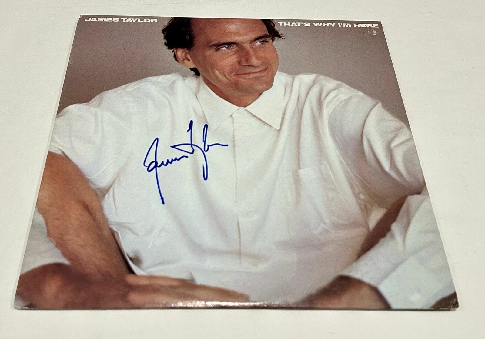 JAMES TAYLOR SIGNED THAT'S WHY I'M HERE VINYL RECORD JSA
