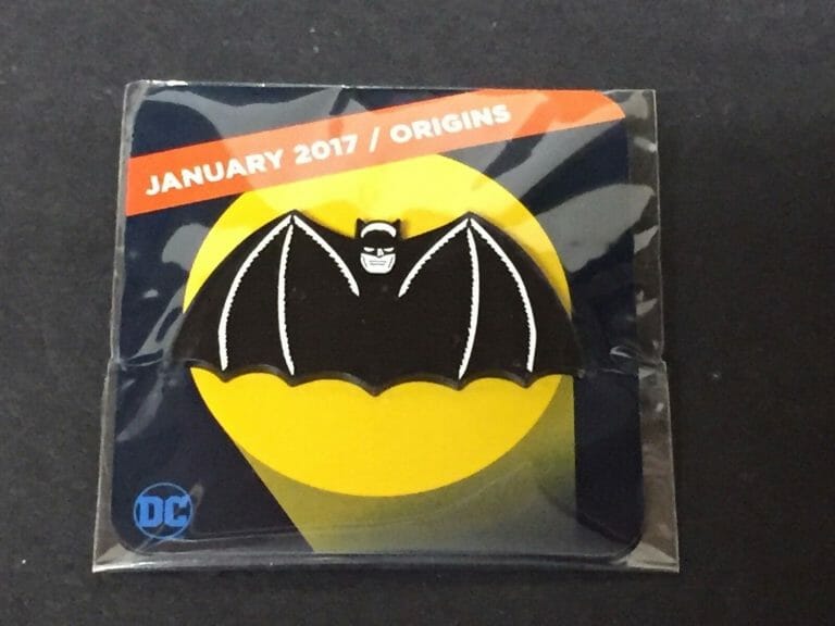 JANUARY 2017 BATMAN ORIGINS LOGO PIN LOOT CRATE DX EXCLUSIVE DC COMICS 2017
 COLLECTIBLE MEMORABILIA