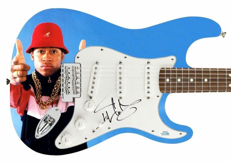 LL COOL J AUTOGRAPHED SIGNED PHOTO GRAPHICS GUITAR ACOA
 COLLECTIBLE MEMORABILIA