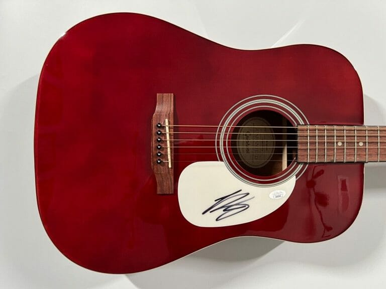 LUKE BRYAN JSA AUTOGRAPH SIGNED GUITAR EPIPHONE ACOUSTIC GUITAR
 COLLECTIBLE MEMORABILIA