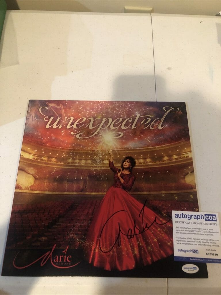 MARIE OSMOND SIGNED AUTOGRAPH VINYL ALBUM ACOA UNEXPECTED RECORD LP
 COLLECTIBLE MEMORABILIA