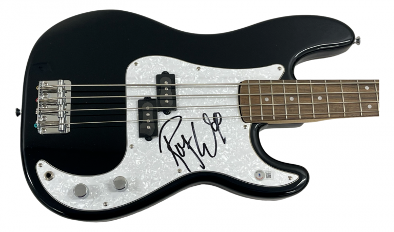 ROGER WATERS SIGNED FENDER BASS GUITAR PINK FLOYD AUTHENTIC AUTOGRAPH BECKETT
 COLLECTIBLE MEMORABILIA