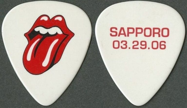 ROLLING STONES KEITH RICHARDS AUTHENTIC 03-29-2006 TOUR SAPPORO BAND GUITAR PICK
 COLLECTIBLE MEMORABILIA