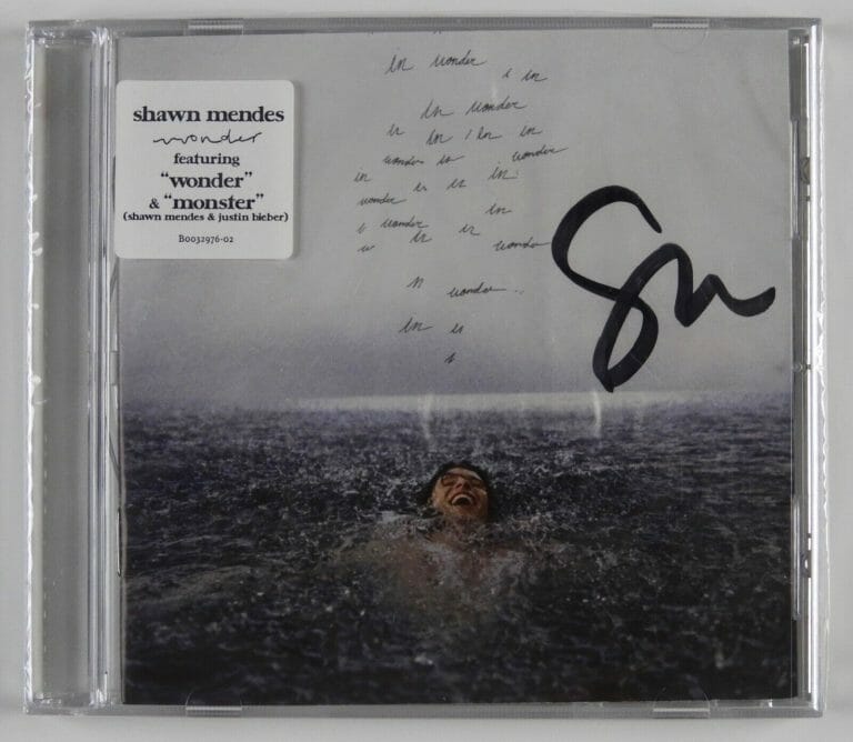 Shawn Mendes アルバム「Shawn」CDサインカード封入 Shawn Signed LP - Shawn Mendes | Official Store